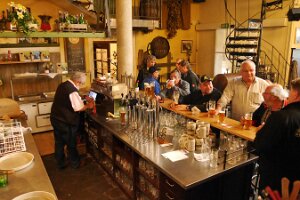 2016-04 KTM Werksbesuch (60)