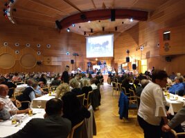 IMG_20181110_213902973_BURST000_COVER_TOP